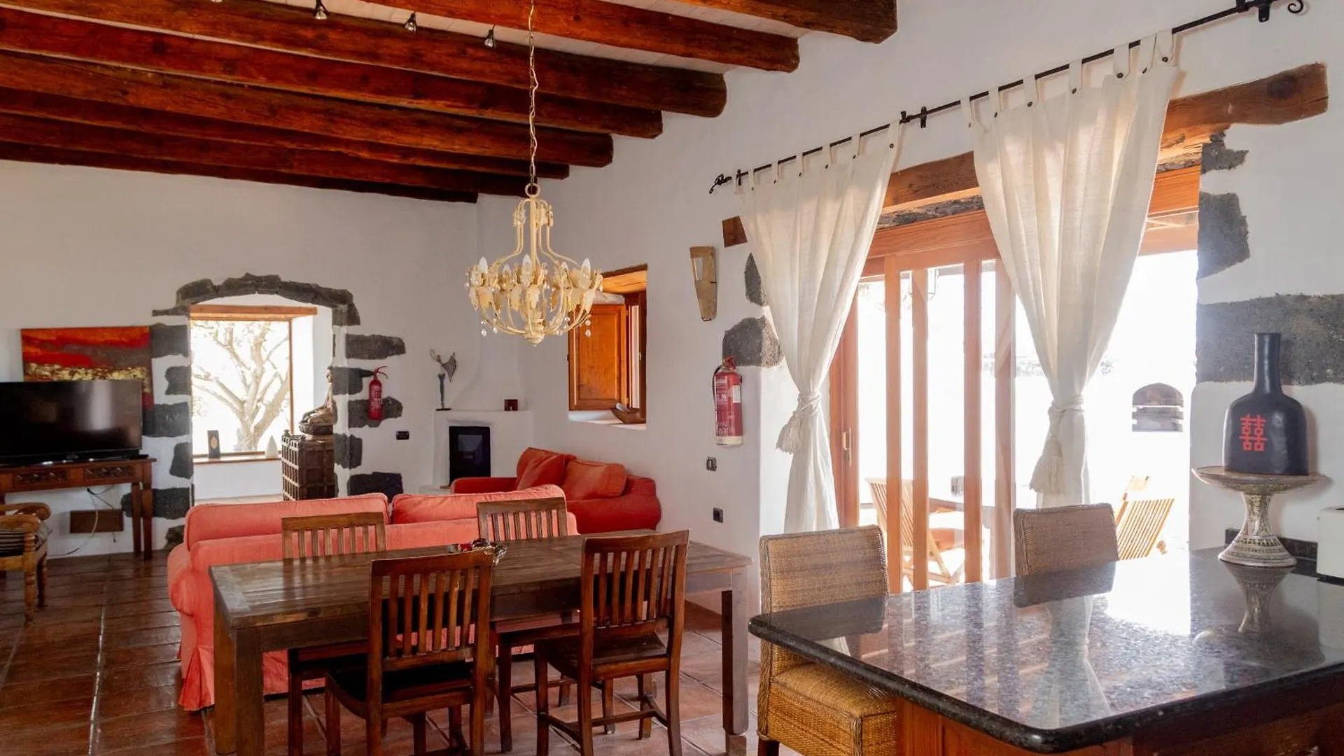 Finca Tomaren San Bartolomé 3*,