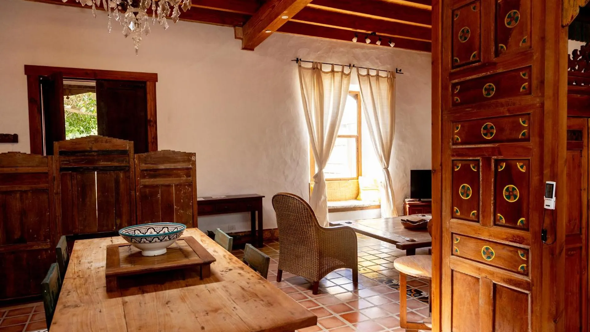 Hotel Casa Tomarén San Bartolomé 3*,  Spagna