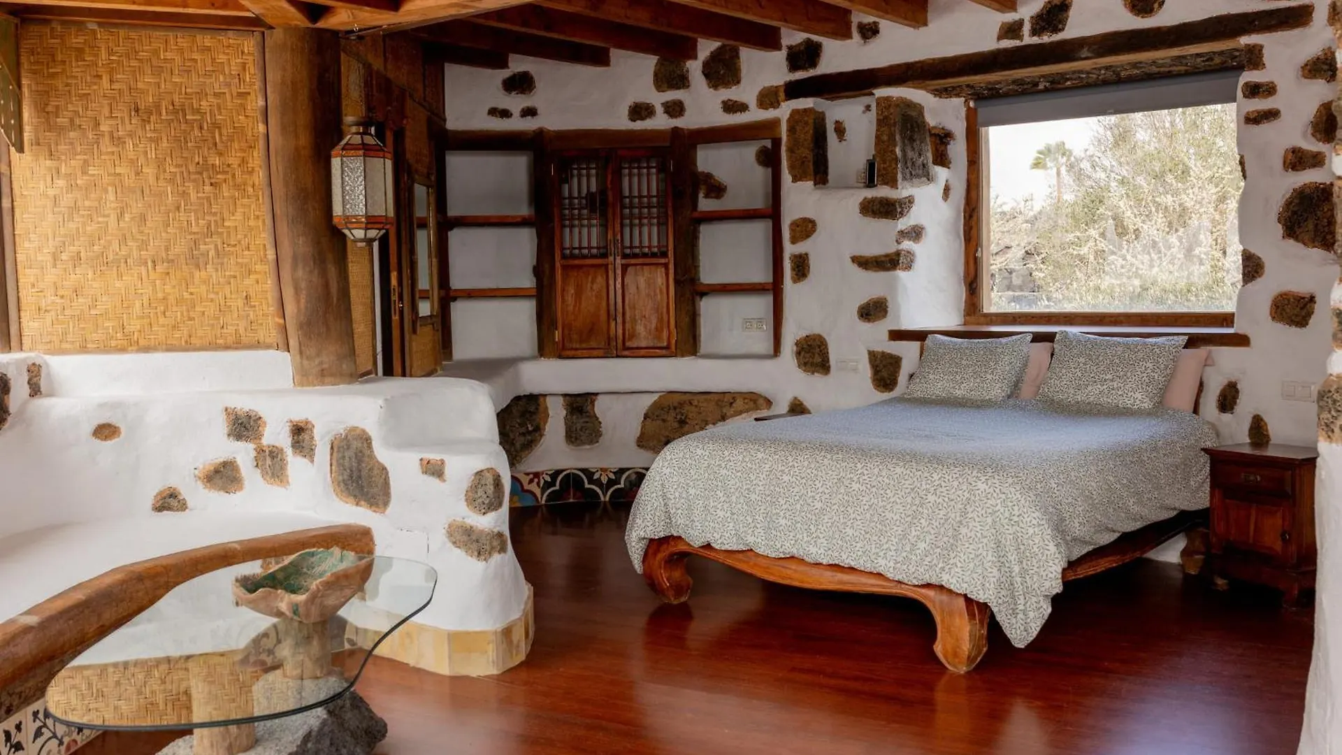 Hotel Casa Tomarén San Bartolomé 3*,